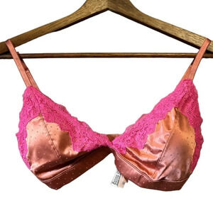 Victoria’s Secret bralette‎ size medium